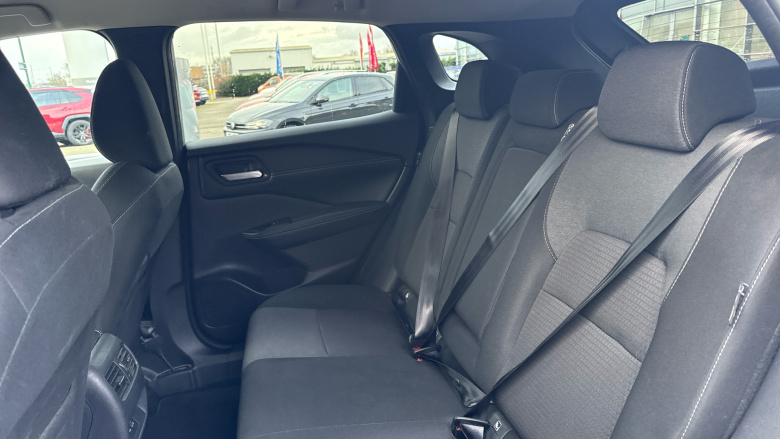 Nissan Qashqai 1.3 DiG-T MH 158 N-Connecta 5dr Xtronic Petrol Hatchback